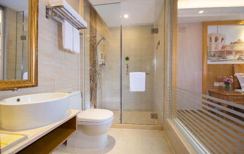 Vienna Classic Hotel Shenzhen Bantian Wuhe Avenue Exterior photo